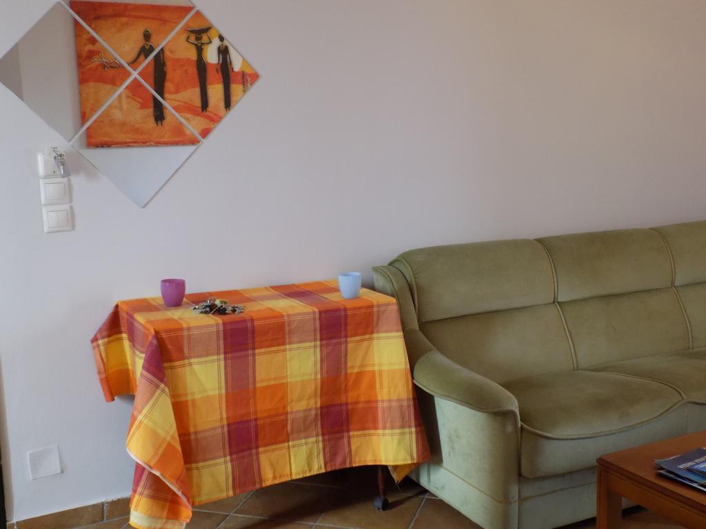 Kolona Apartments Lixúri Kültér fotó