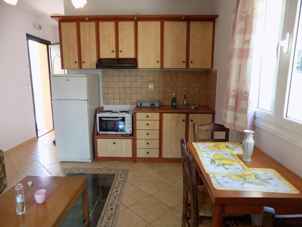 Kolona Apartments Lixúri Kültér fotó