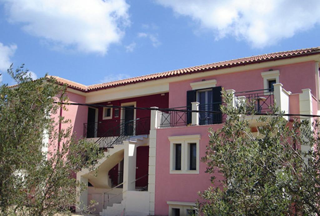 Kolona Apartments Lixúri Kültér fotó